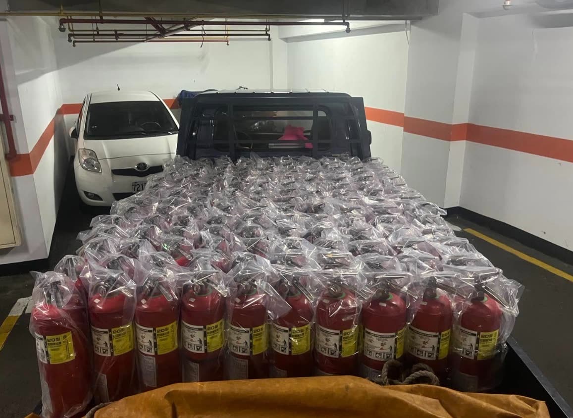 大樓滅火器檢測換藥完成，整批包膜